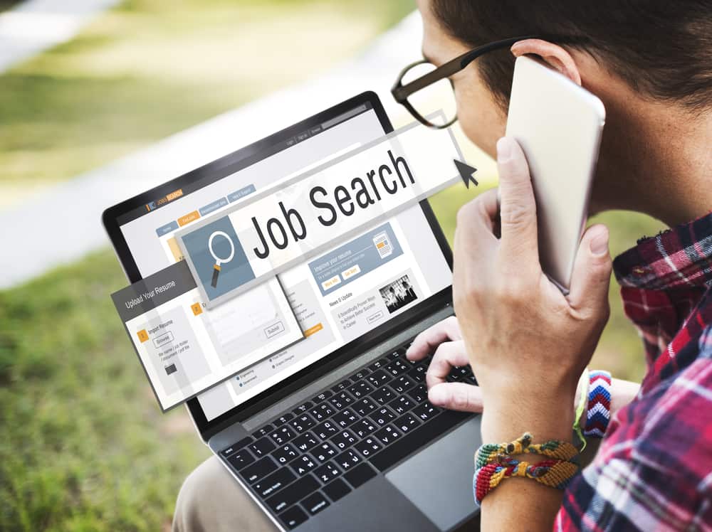 Capping the number of trainees penalizes the digital market, which needs to recruit 35,000 people.